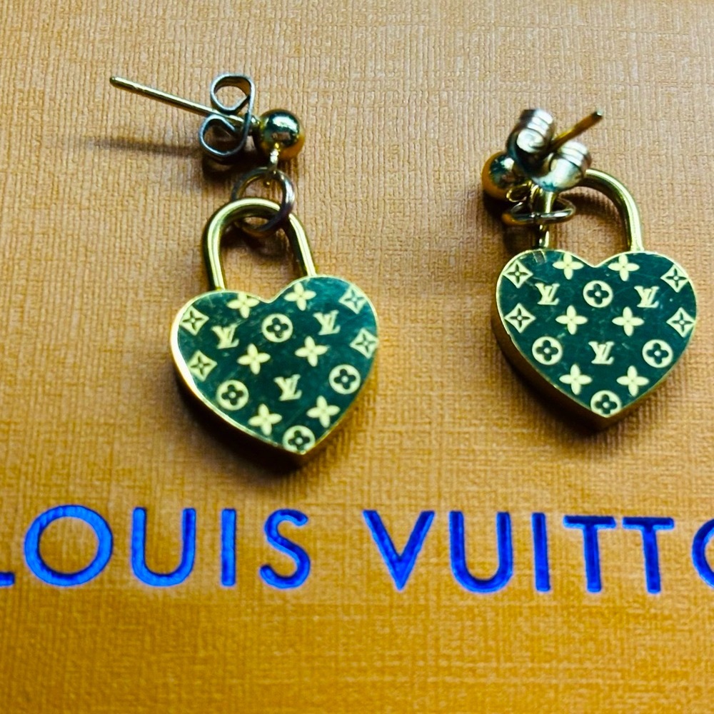 Louis Vuitton Gold Heart Monogram Padlock Earrings - Picture 11 of 11